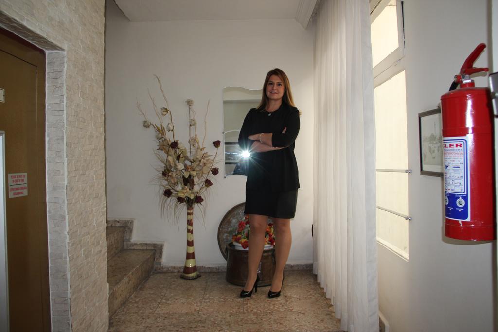 Guzel Izmir Hotel Exterior foto
